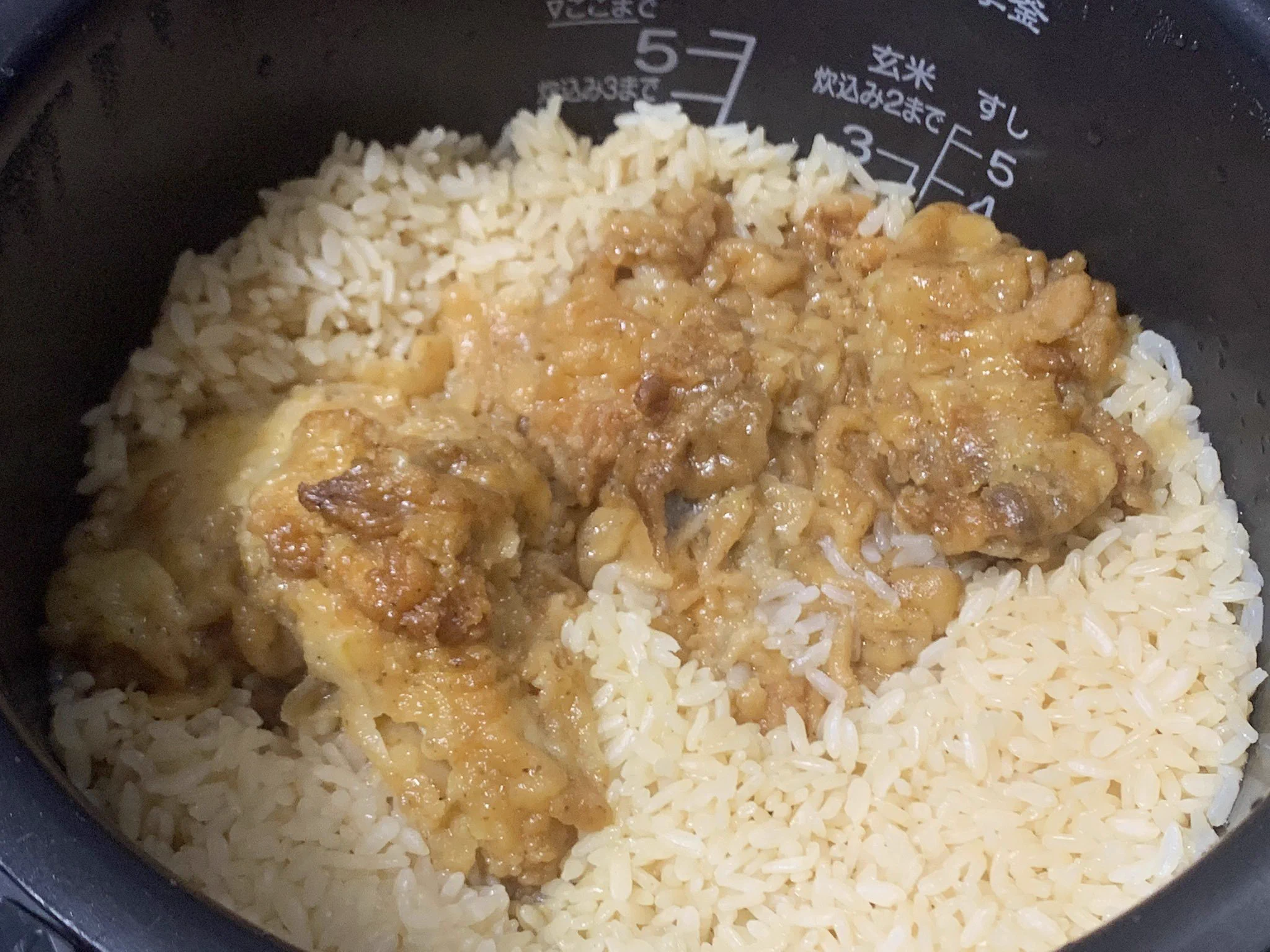 KFCのフライドチキンを使って作る？炊き込みご飯の作り方！