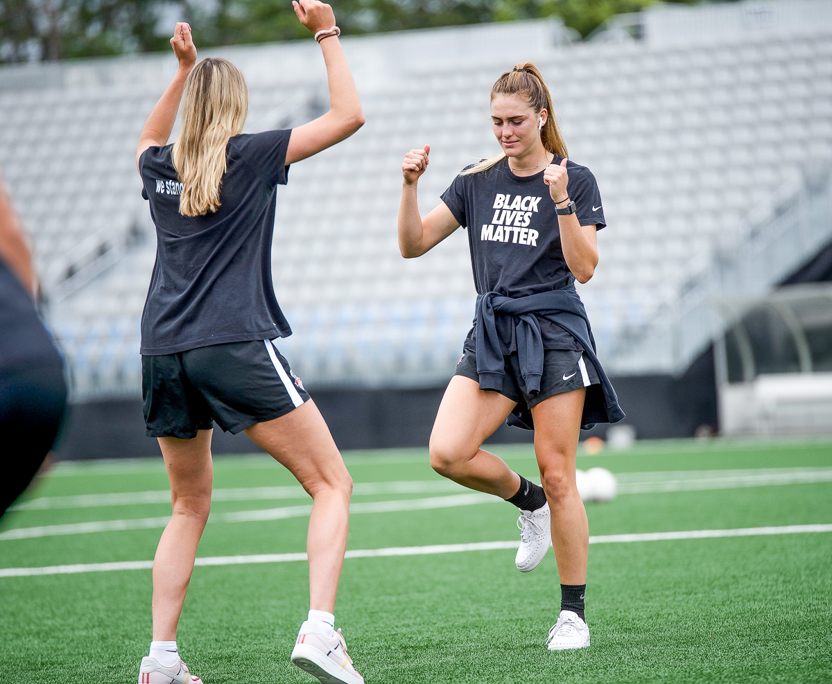 WashSpirit's tweet image. Get&apos;cha head in the game 👯‍♀️ 

#WASvCHI | #WhenIRoot