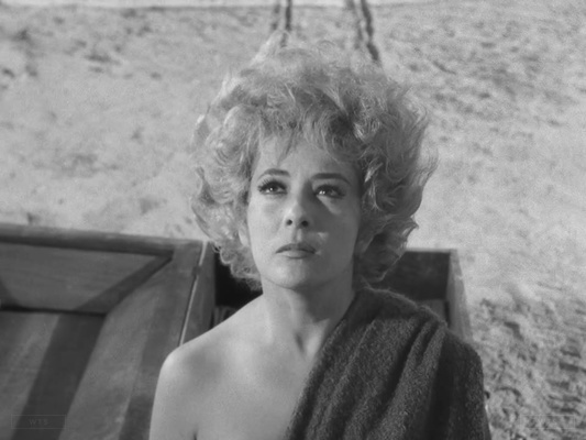 Born on this day, Silvia Pinal turns 89. Happy Birthday! What movie is it? 5 min to answer! 