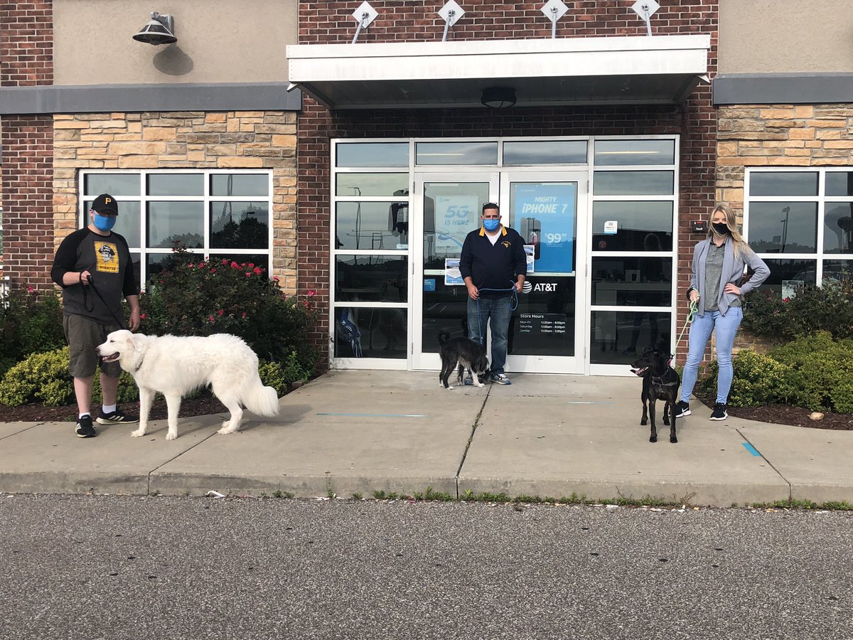 JeffBjb292's tweet photo. We are a day early but we just couldn’t wait to celebrate hug your hound day with some special guests @lakenball @cgetz10 @Matt__Rash @jerryfornwalt @WilliamGStovall #FIREhasSWAG #FIRE #POWer #OHPA https://t.co/co93hH8Mot