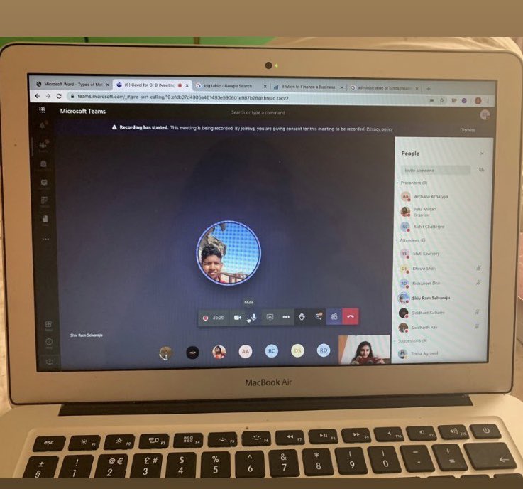 ModernGavel's tweet photo. We had our first session of R-Ace today ! We engaged in the most fun story making session * Covid-19 and dogs is NOT combination * @KNargish @JuliaRobertsonJ @sethaarti9 @MhsSreekala @DxbModern https://t.co/bCnRlJzG28