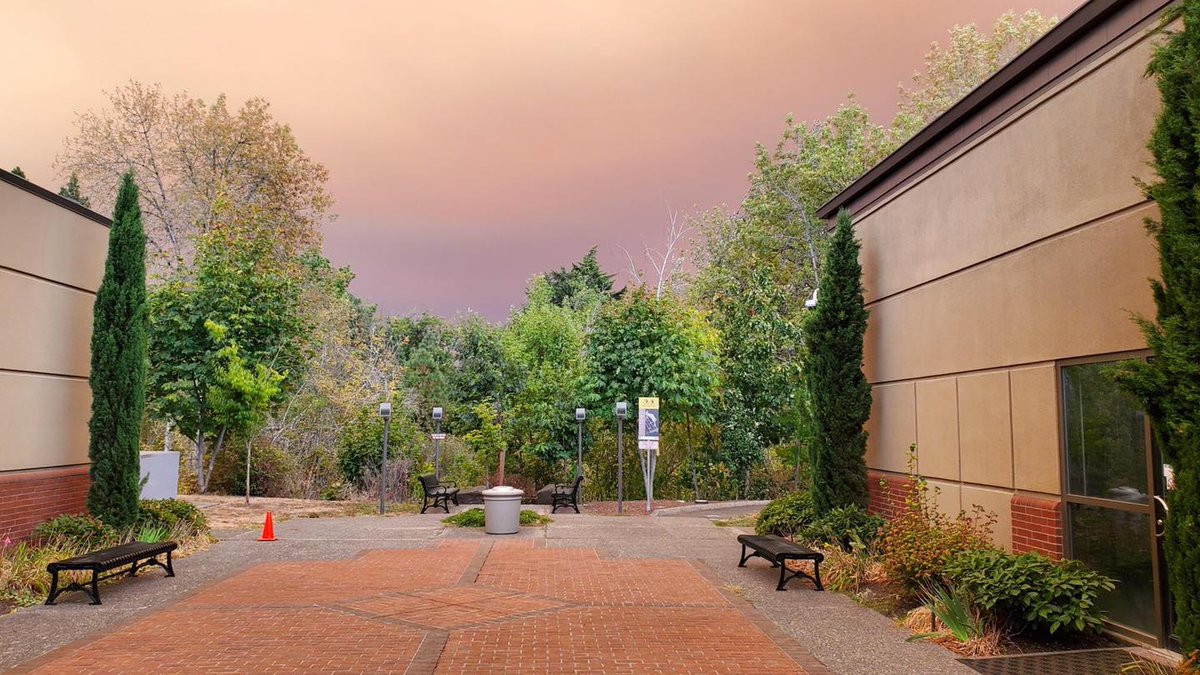 #OregonFires AM Update:

🚫 Tigard is NOT under an evacuation order

❌ <a href="/TigardLibrary/">Tigard Public Library</a> Takeout services cancelled thru Sat 

🆘 How you can help via <a href="/TravelOregon/">TravelOregon</a>

📅 Daily wildlife update from <a href="/WashcoOregon/">Washington County</a>  

❓ You ask, we answer

❤️ Love you, Tigard!

tigard-or.gov/community/This…