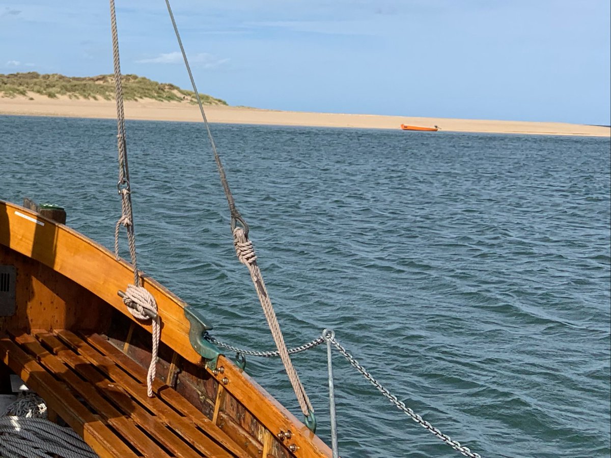 A very happy day on the water - the Wells Ferry enjoying the sights and  sounds of Wells Harbour while Lucy Lavers had a trip to Burnham Overy Staithe 😎⚓️🦀