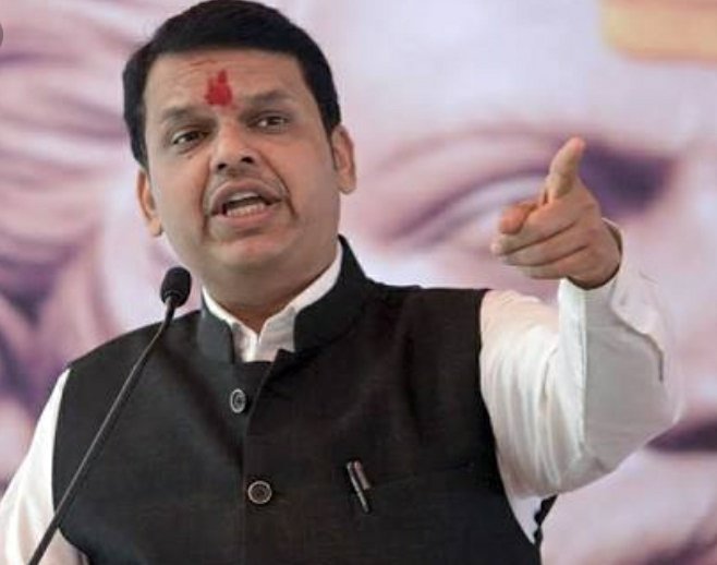 cherry_sanjana's tweet photo. Retweet = @Dev_Fadnavis 
Like  = @OfficeofUT 
#BestCM https://t.co/9VPa3CAeuB
