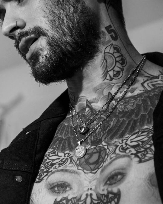 werxwolff's tweet image. 𝟷𝟸;                             𝚈𝚘𝚞 𝚖𝚊𝚍𝚎 𝚖𝚎 𝚕𝚒𝚜𝚝𝚎𝚗 𝚝𝚘 𝚕𝚘𝚟𝚎 𝚜𝚘𝚗𝚐𝚜 𝚗𝚘𝚠 𝙸𝚝’𝚜 𝚝𝚑𝚎 𝚜𝚊𝚍 𝚜𝚘𝚗𝚐𝚜 𝚏𝚘𝚛 𝚖𝚎.