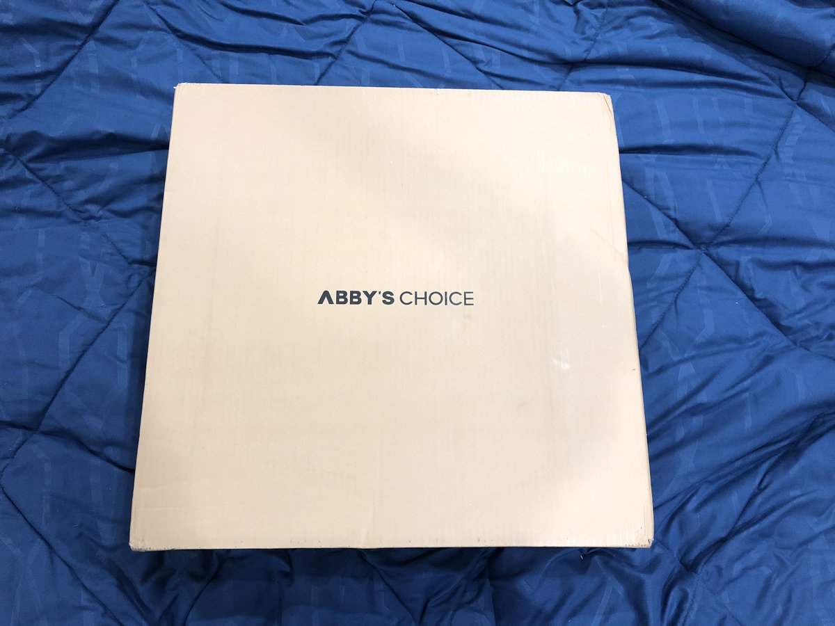 Fang_Nichaphat's tweet photo. ได้รับ Abby’s Choice Heart Box Set แล้วนะคะ กล่องอลังการงานสร้างมากค่า เปิดกล่องสร้อย+แหวนมาเหมือนโดนป๋อขอแต่งงาน😂💚 #sshuteeรีวิว https://t.co/pbVkd7vr9z