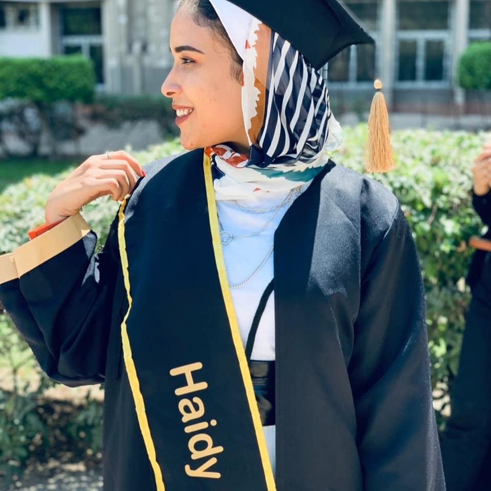 Urnotfavvv's tweet photo. تسمحولي اقتحم التايملاين في نص السبت الممتاز وأقولكوا إن أي حد يشوف التويت دي  يباركلي عشان انا طلعت الأولي علي القسم بتاعي وإتخرجت من علوم بإمتياز بعد ما الكليه جابت أجلي بس خلاص مش مهم انا فرحانه اوي ⁦ياولاد وعايزه كل الناس فرحانه زيي😭😭😭😭😭⁦❤️⁩⁦❤️⁩⁦❤️⁩⁦❤️⁩⁦❤️⁩ https://t.co/r3JC0VvEZs