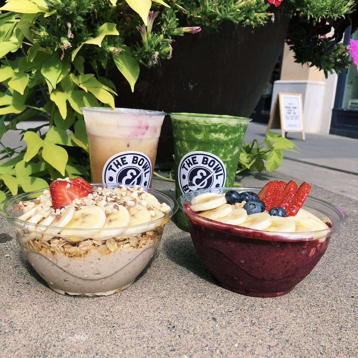 thebowlandberry's tweet photo. We will be closed this weekend due to hazardous air quality.  Please be well and stay safe! 🍓🍌

#BowlandBerry #OriginalBerryBowl #StaySafe https://t.co/jvnbIa7wQq