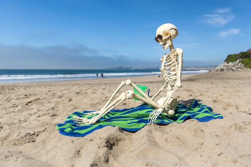 TheSkinnyMenace's tweet photo. Sometimes, i just like to let loose on the beach. I hope is clothing and skin optional!
#beachbones
See more of my HOT OSSUARY at my BONElyFans! https://t.co/87cUiIijzN
