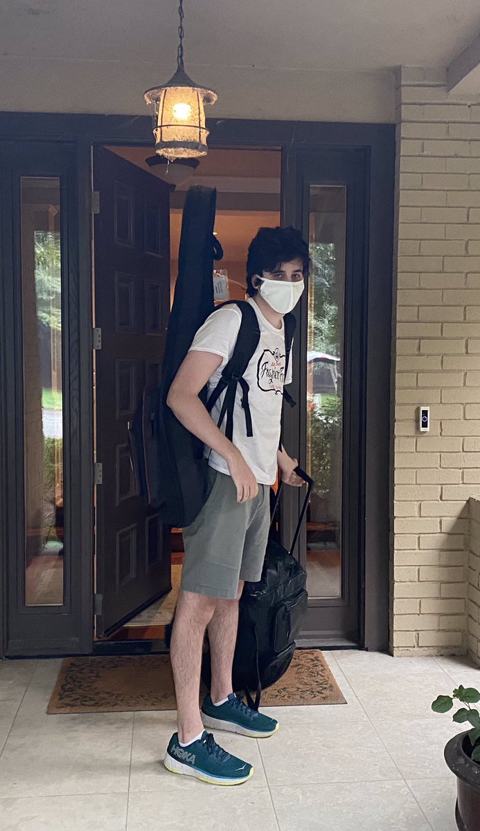 This morning, Owen left for his senior year at Univ. of Chicago. That was quick... today, empty nest begins...