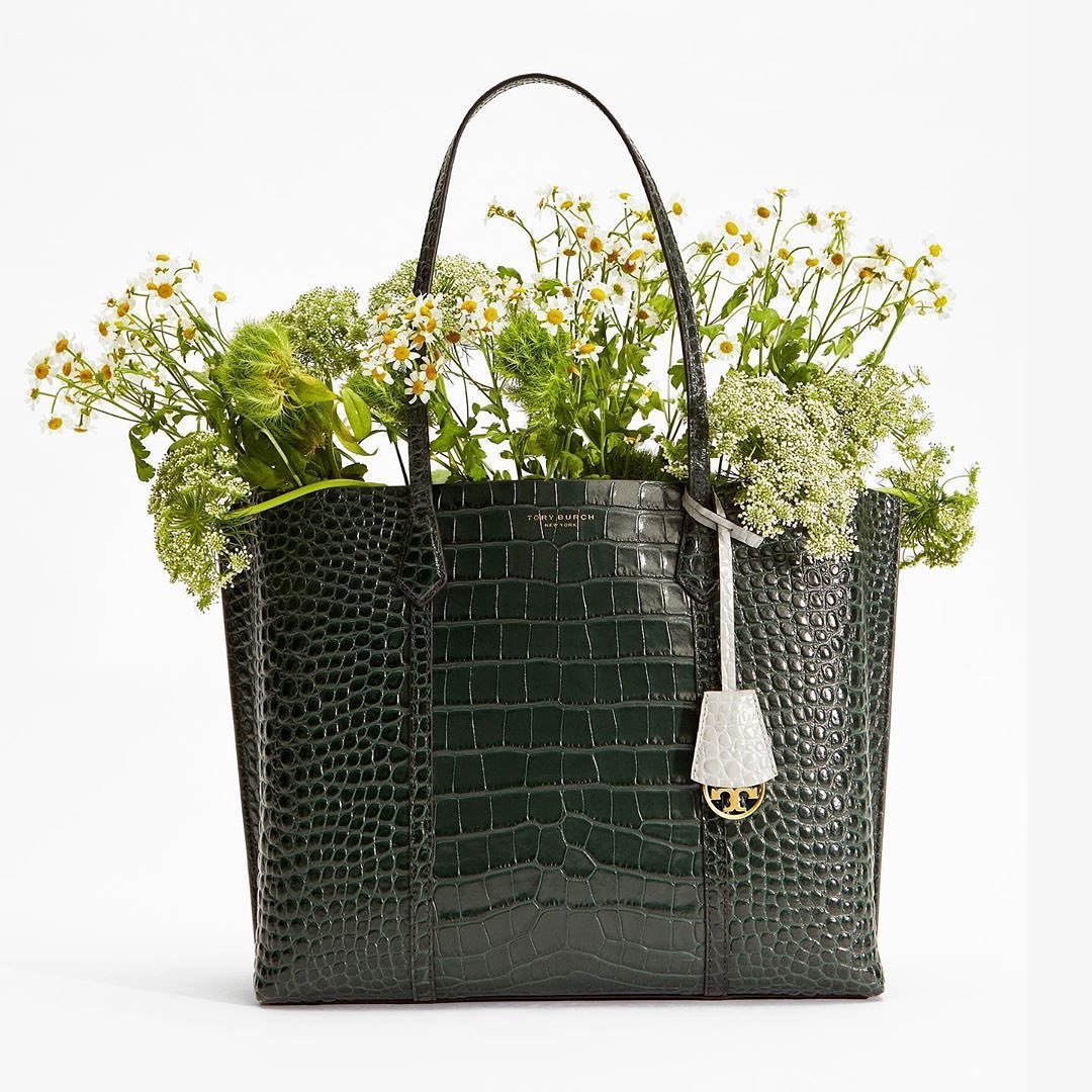 Tory Burch on X: Our new Perry tote in croc-embossed leather  #ToryBurchFW20 #ToryBurch    / X