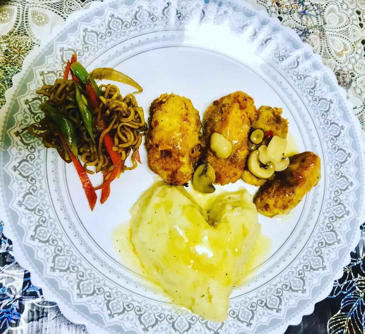 Mi Casa de Bedats ๐ mangaon! ๐ฅ
#homecooking
#foodie
#foodlife
#foodporn https://t.co/aerZPKY3K0