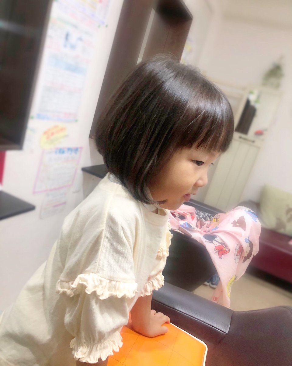 Principia 仙川美容室 今日の可愛すぎたお客様 4歳 初美容室デビューなんだってー たくさんお話ししてくれて可愛すぎた 癒し したい髪型ちゃんと伝えてくれる すごい ありがとうございました キッズヘア ボブ 前下がりボブ 仙川