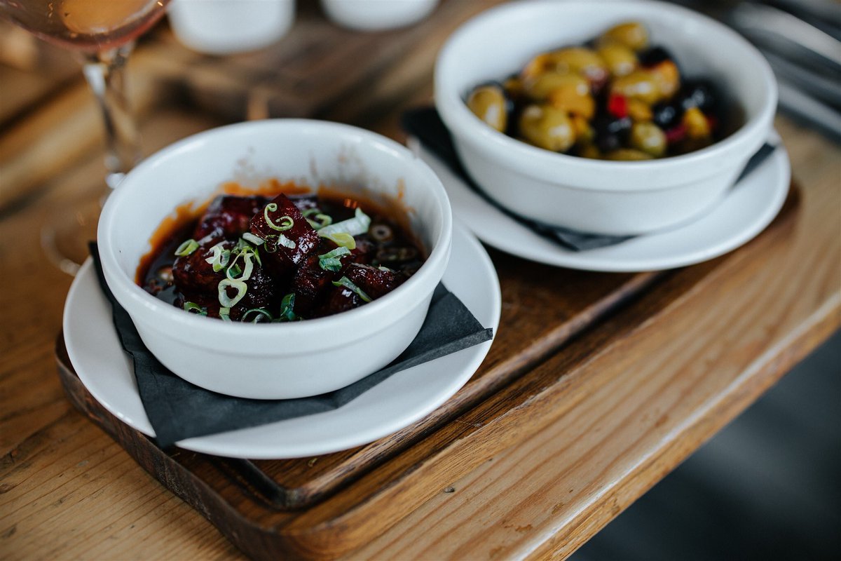 tapandrunCW's tweet photo. Our new menu will be launching in a couple of weeks, we can’t wait for you to try it 😋
.
.
.
#newmenu #autumnmenu #foodie #instafood #autumn #restaurant #pub #gastropub #valeofbelvoir #upperbroughton #netherbroughton #meltonmowbray https://t.co/xmzORO1DzF