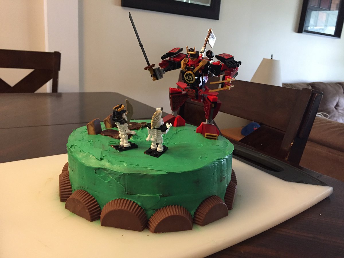 MrDansberry's tweet photo. Ninjago cake for Jack’s 6th Birthday.  #DoNotQuitYourDayJob https://t.co/pP8DXgIlmP