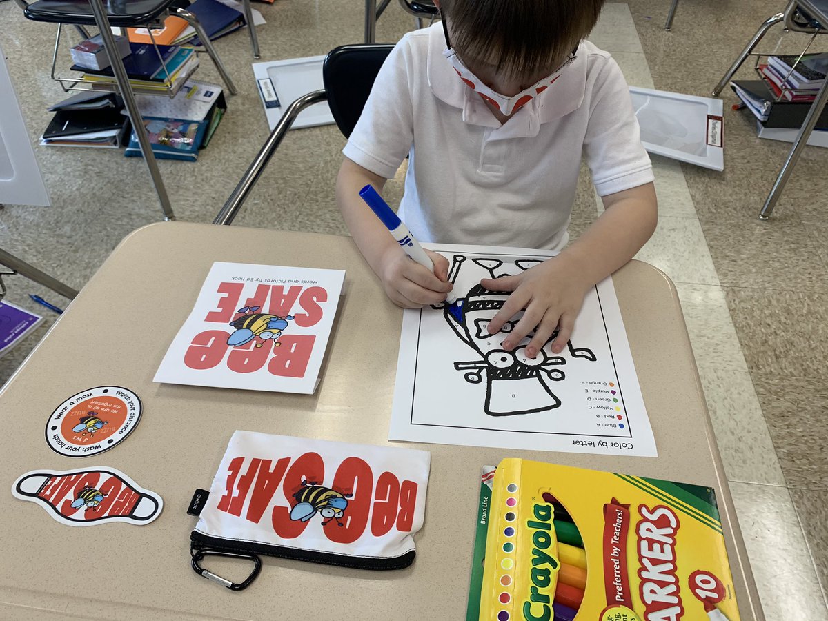 STEAMPunksEdu's tweet photo. Check out this book by @disrupted_x that teaches how to “Bee” safe, social distance, and wear your mask through the 3Ws! 

⬇️⬇️⬇️Right now if you DL the @disrupted_x app you can get the #ereader for free!
 #kindergarten #metainkbooks #teacherlife #tlap #teacher https://t.co/oeu3IvP8aI