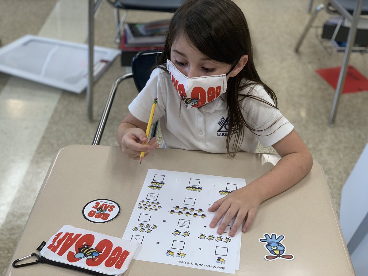 STEAMPunksEdu's tweet photo. Check out this book by @disrupted_x that teaches how to “Bee” safe, social distance, and wear your mask through the 3Ws! 

⬇️⬇️⬇️Right now if you DL the @disrupted_x app you can get the #ereader for free!
 #kindergarten #metainkbooks #teacherlife #tlap #teacher https://t.co/oeu3IvP8aI
