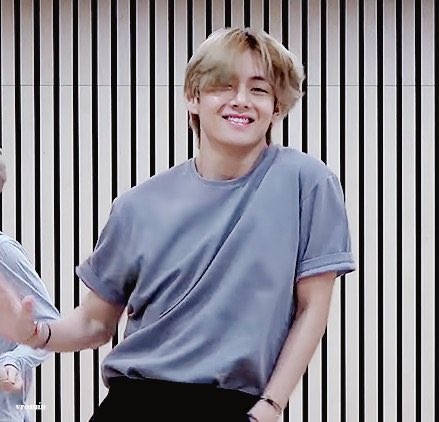 taeminev's tweet photo. 𝐓𝐚𝐞𝐡𝐲𝐮𝐧𝐠 𝐛𝐞𝐚𝐮𝐭𝐢𝐟𝐮𝐥 ,𝐚𝐝𝐨𝐫𝐚𝐛𝐥𝐞 𝐡𝐚𝐧𝐝𝐬𝐨𝐦𝐞 ,𝐚𝐭𝐭𝐫𝐚𝐜𝐭𝐢𝐯𝐞,𝐜𝐡𝐚𝐫𝐦𝐢𝐧𝐠 ,𝐛𝐫𝐢𝐥𝐥𝐥𝐚𝐧𝐭 ,𝐧𝐢𝐜𝐞, 𝐜𝐮𝐭𝐞, 𝐥𝐨𝐯𝐞𝐥𝐲 𝐠𝐨𝐫𝐠𝐞𝐨𝐬, 𝐩𝐫𝐞𝐭𝐭𝐲,𝐛𝐞𝐬𝐭 𝐛𝐨𝐲 https://t.co/I6eDIyr9w1