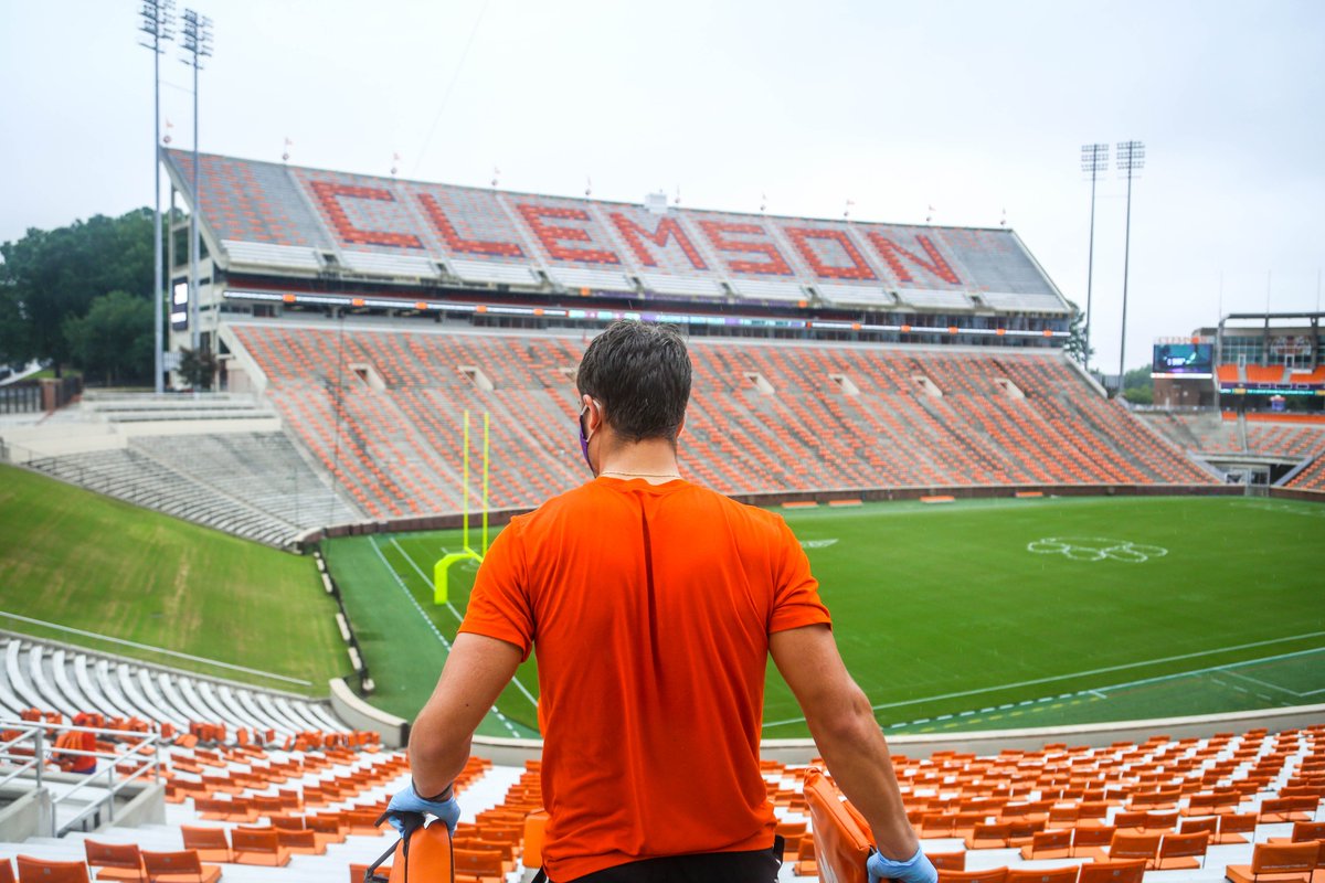 ClemsonMTennis's tweet photo. Spent some time this morning helping place seats in Memorial Stadium! Always happy to help our fellow Tigers and looking forward to watching @ClemsonFB kick off their season tonight🐾🐾 https://t.co/9ckH9HaSn3