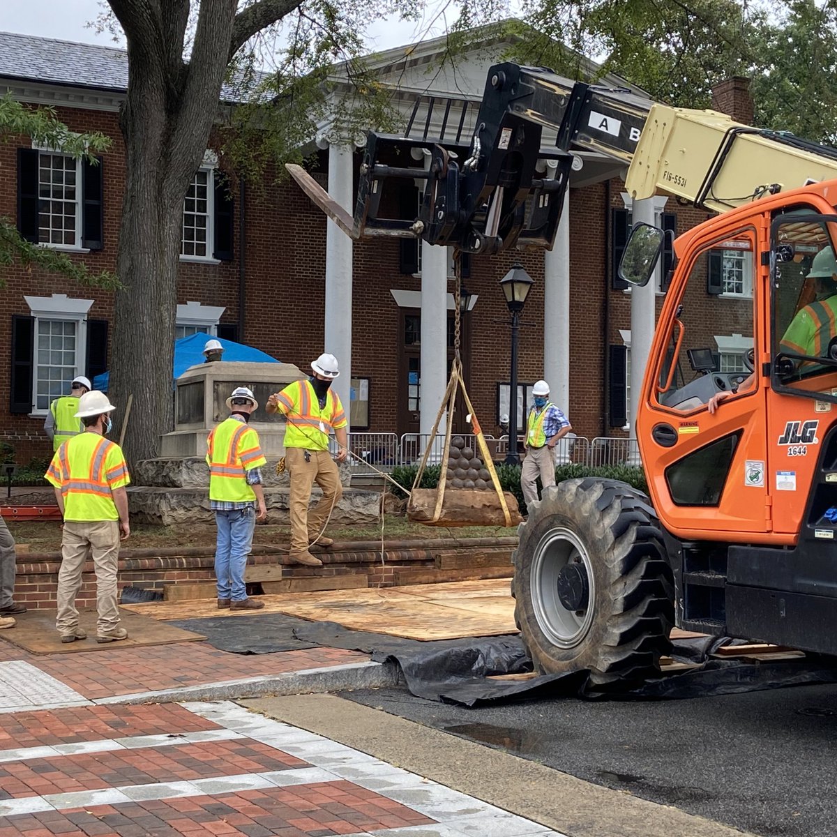 they’ve removed the confederate cannonballs (some very obvious jokes were made about this throughout the morning)