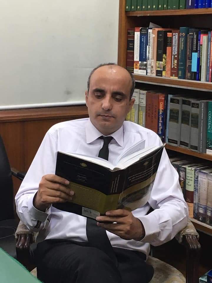 farrukhdall's tweet photo. جب کتابوں سے میری بات نہیں ہوتی ہے
تب میری رات میری رات نہیں ہوتی ہے

#GoodNightTwitterWorld https://t.co/PnQ4nfbMgW