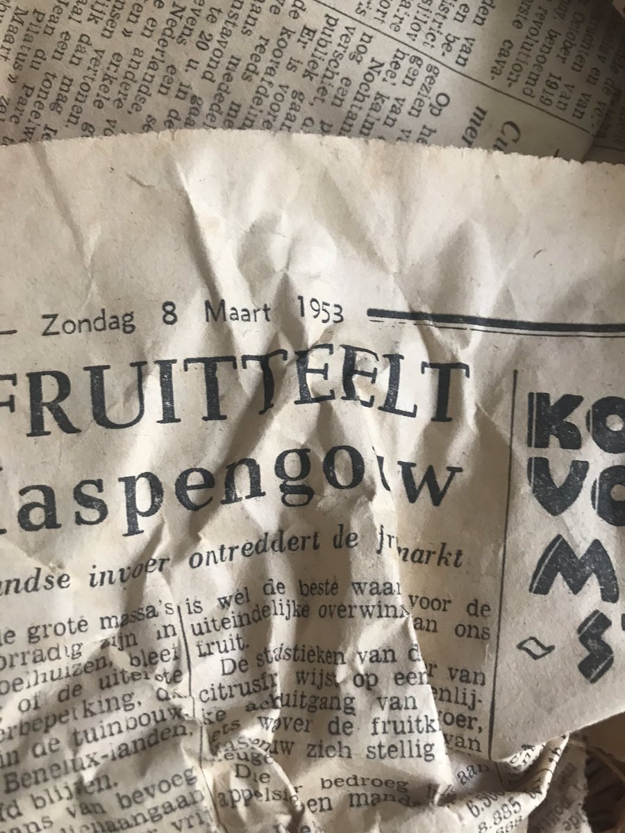 My mum has moved this box, with her baptism gift  #porcelainathome, across all her house moves between towns. It’s still wrapped in the newspaper from 1953 (she was baptised in 1952, but her godmother was in the Netherlands at the time.)