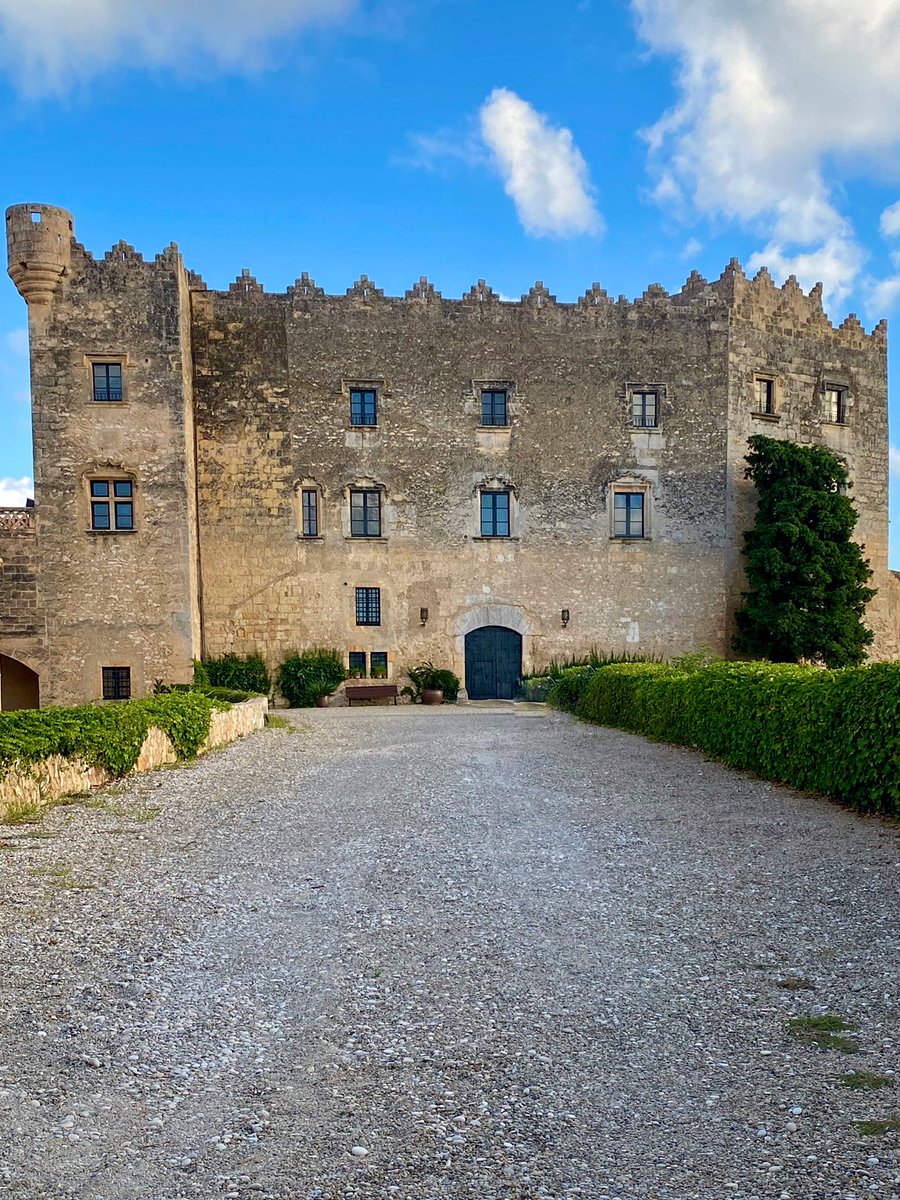 Sabor a viñedos y tradición es parte del viaje de 4 días que he estado recorriendo, descubriendo y saboreando junto a <a href="/catexperience/">Catalunya Experience</a> en el territorio catalán, esta vez en la Costa Dorada.
irenecocinaparati.com/sabor-a-vinedo…

#inLOVEwithCatalonia #CatalunyaExperience #Catalonia