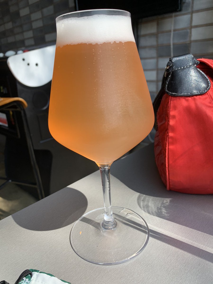 RealBMaxwell's tweet photo. Enjoying a @sipbrew Strawberry Vanilla Sour at #DeriveBrewing ๐๐๐บ๐บ๐ธ #drinklocal #ohiocraftbeer #CraftBeer @Geek_girl38 @Aflgirl126 @JonMontag @lhtetrick @zappafaye @BrewGuy_ @CATbrew13 @johanc77 @Stef_Pellerin @RodJBeerVenture @cedarflats https://t.co/SZAtwOe9AW