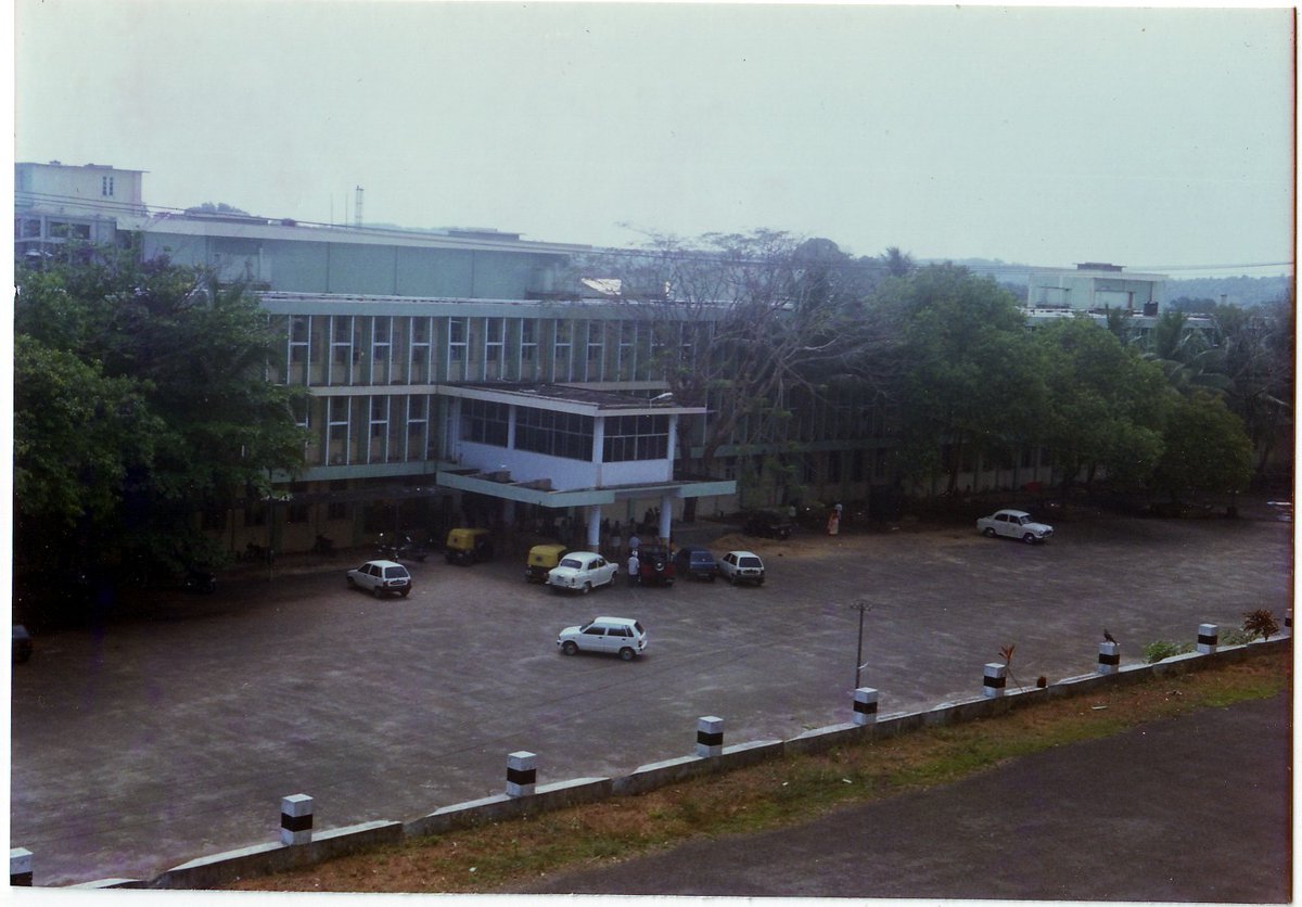 The buildings looked as if they were from a previous era, but the  #MBBS training was as best as it could get in India. Knowledgeable, skilled faculty members fiercely dedicated to teaching & patient care are what makes a medical college great, not necessarily swanky buildings.