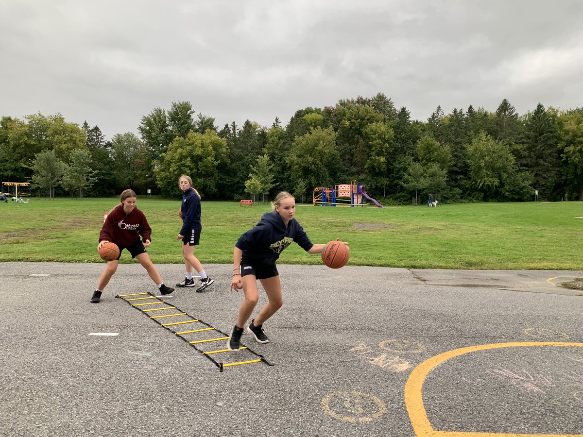 CoachCord's tweet photo. Warm’n up the 🏀 handles on a cool Sept evening.  @ONL_Basketball @ottawahoops https://t.co/c7ZzEpRcyi