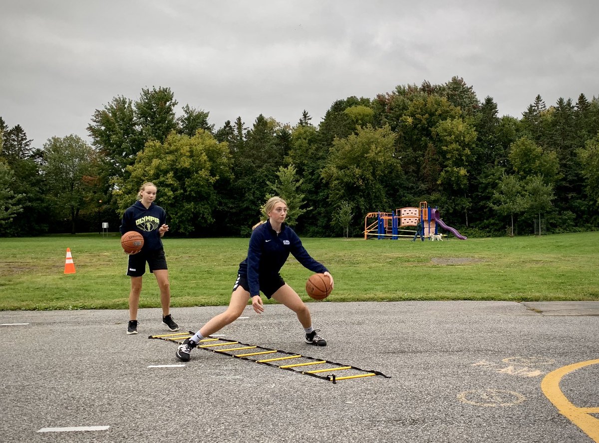 CoachCord's tweet photo. Warm’n up the 🏀 handles on a cool Sept evening.  @ONL_Basketball @ottawahoops https://t.co/c7ZzEpRcyi