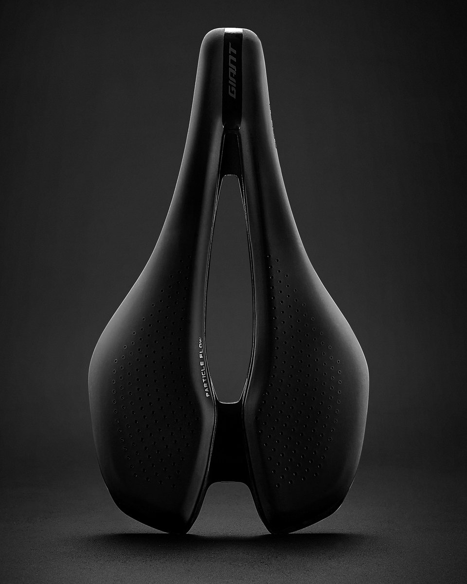 ridegiantbikes's tweet photo. The wide short-nose design of the all-new Fleet saddle series provides a broad support area for an ample range of riding positions, increasing stability and comfort over the long-haul.
https://t.co/zzi8I9oOzy
#FleetSLR
#FleetSaddles
#UltimateVersatility
#PeakPerformance https://t.co/uGVigTZrgp