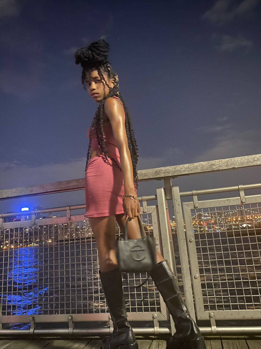Bluuutoof's tweet photo. Bow down to me. Worship me as you’ve finally found faith in your miserable existence.

Play your cards right and I might just let you lick my boots.

Findom • Wallet drain • FinD • Black Supreme Ruler • Femdom

@ebonydompromos @rtfindom @womenruleonly @WoCPromos @rtfemdom1 https://t.co/yLKJo9cwnc