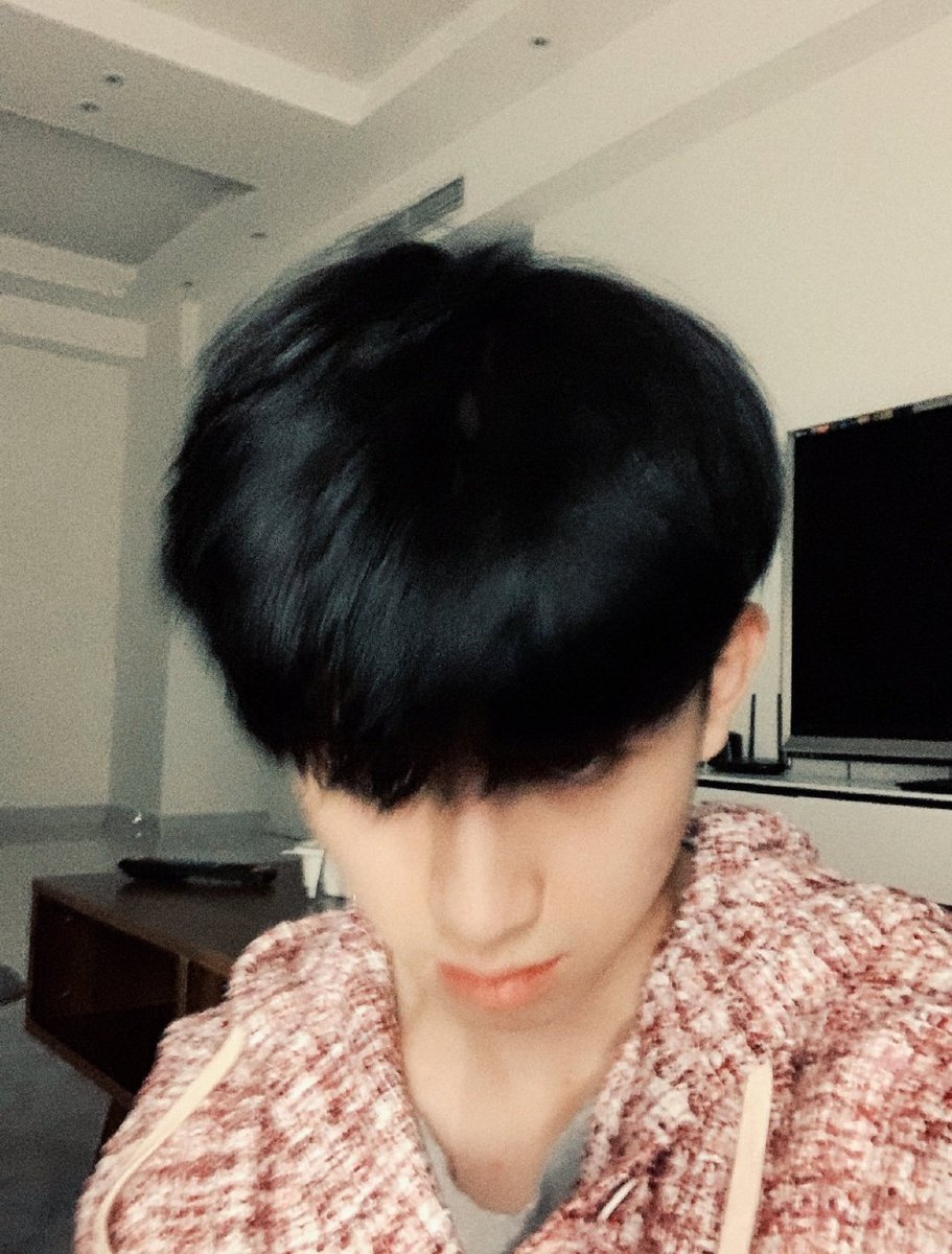 QIPEIXIN_TH's tweet photo. 200908 #ชีเผยซิน Oasis 💚

#แค่คิดถึงเธอก็ ฮัดชิ่ว~

#qipeixin #漆培鑫 https://t.co/8xpZ5lS7Ch