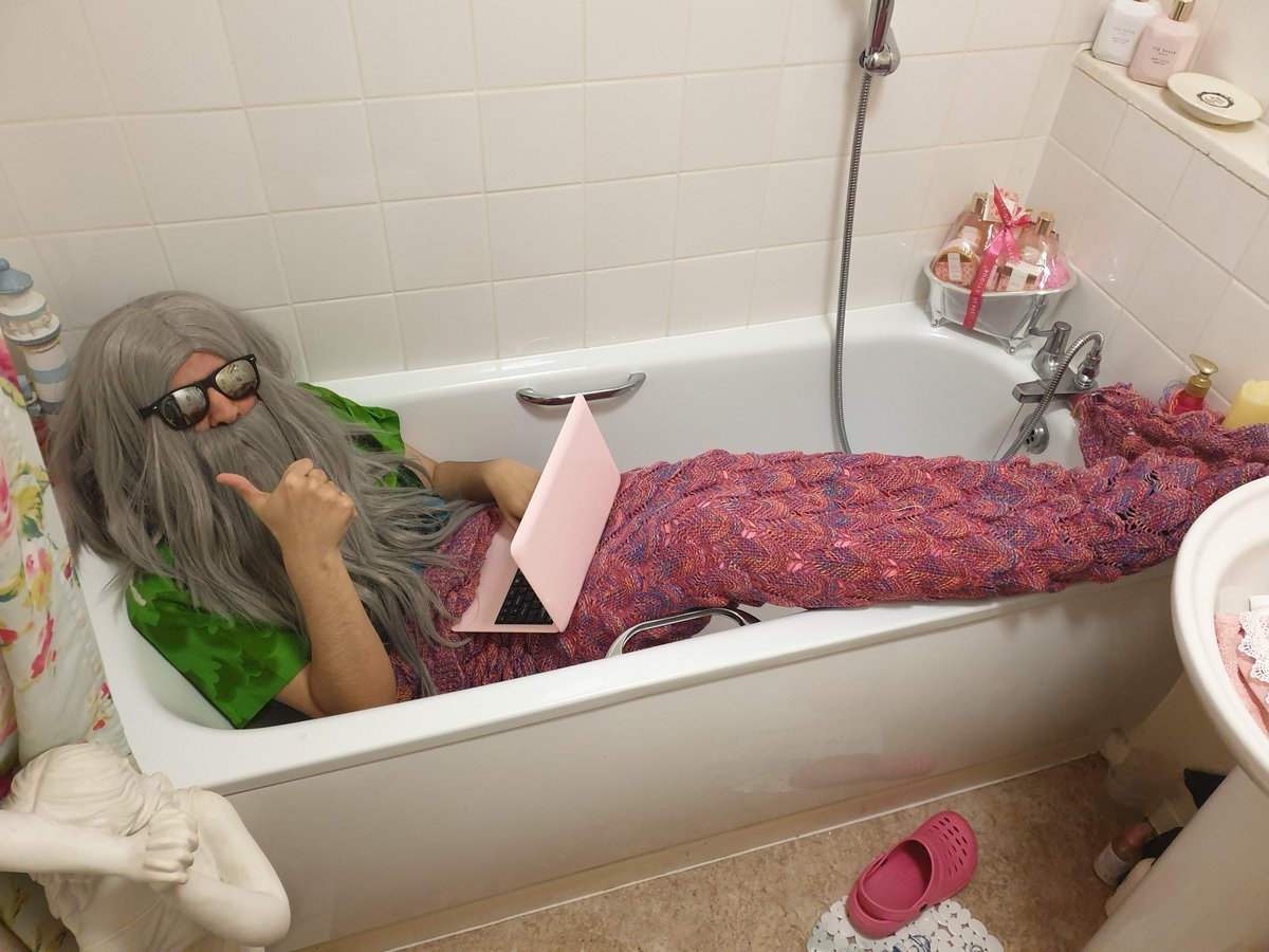 Polonious tweet media