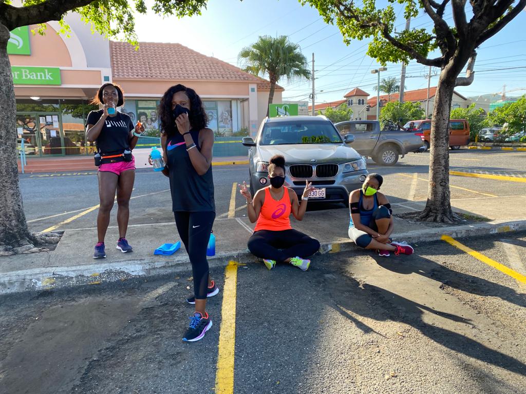 belwill1989's tweet photo. When you're determined and appreciate the prep work done by @Queenieko - you stick to the #OriginalRun 😘 @rick_case
11 miles still charged so early supermarket dash 
#HelloSaturday https://t.co/QSOPw4fohV