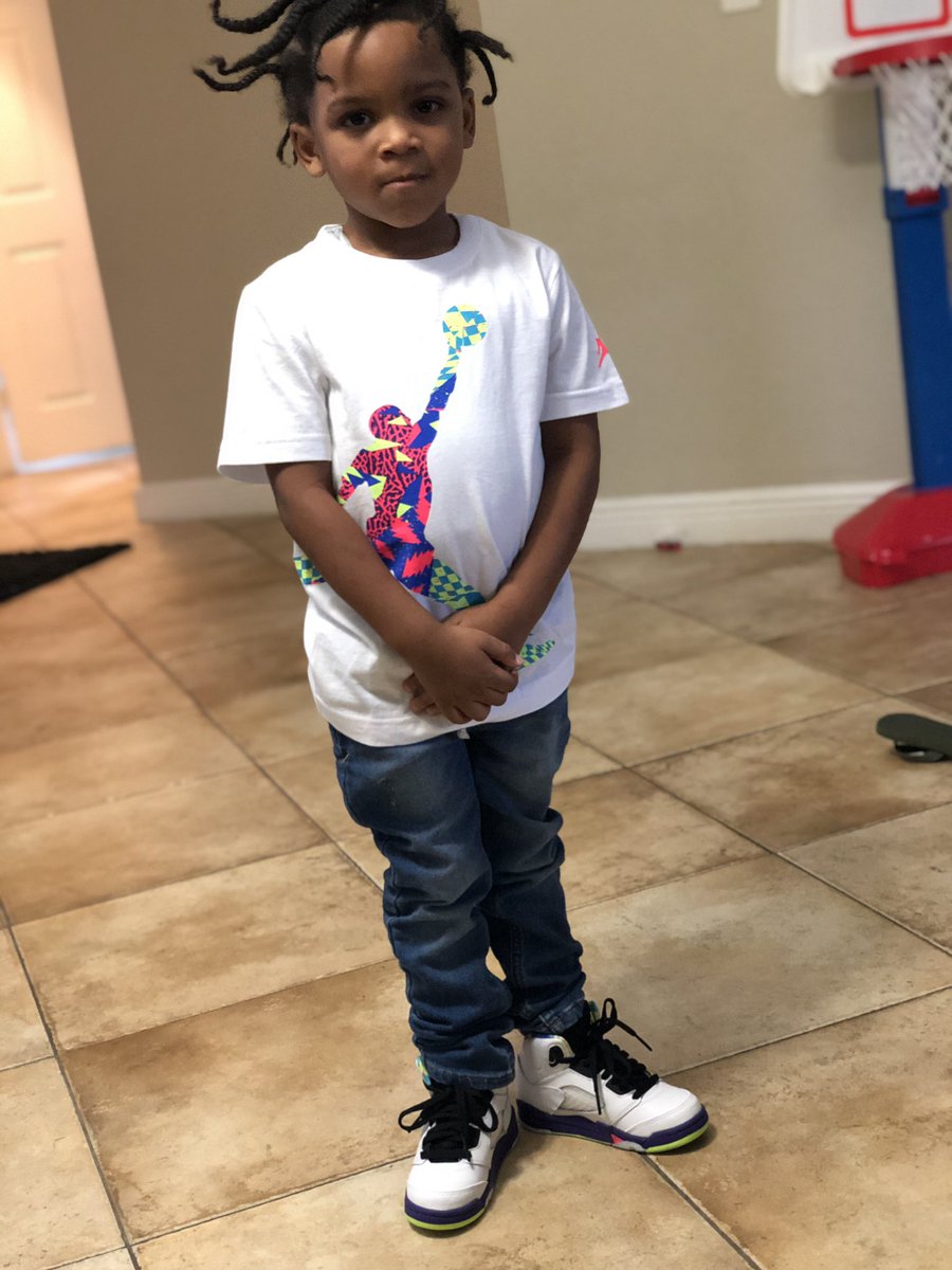 FymLew's tweet image. My lil boy go too hard, that’s why I go so hard 🤞🏽🖤 #RealFather