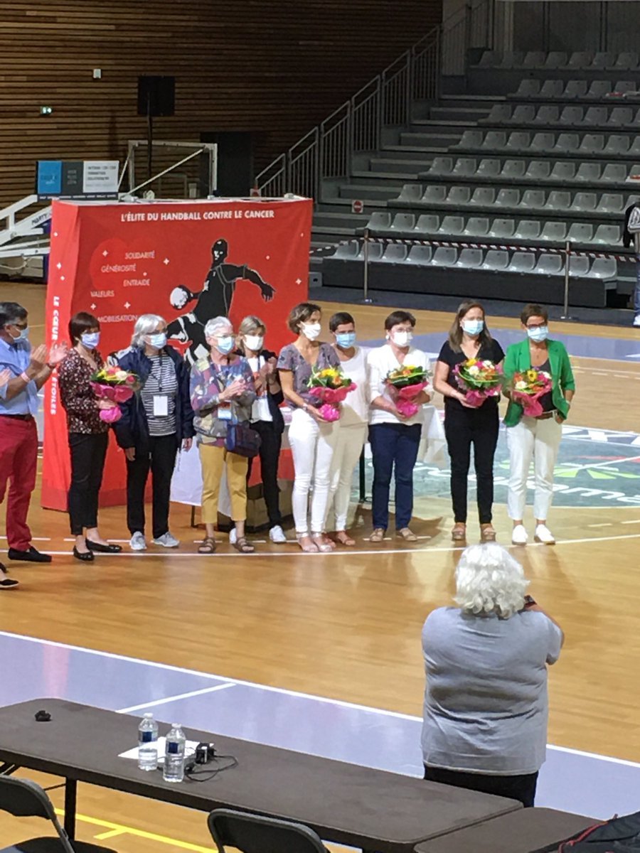 Caraty au coeur 💖 toujours présent, toujours l’espoir, plus fort ensemble, à Landerneau où tout commence 😊⁦<a href="/WeAreArkea/">WAA|Actus</a>⁩ ⁦<a href="/CCMPLOUGUERNEAU/">CMB Plouguerne🅰️u</a>⁩