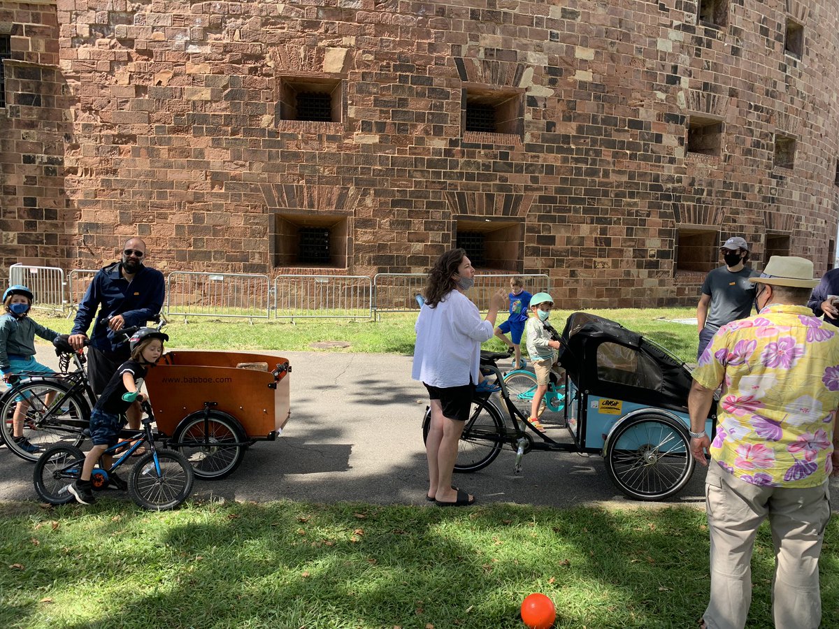 Co-organizer and the first bakfiets owner I ever met,  @Choresh2 with family and their  #christianabikes and friends with a  @babboe_bakfiets - these are called trikes. They have 3 wheels so you never have to put your feet down.