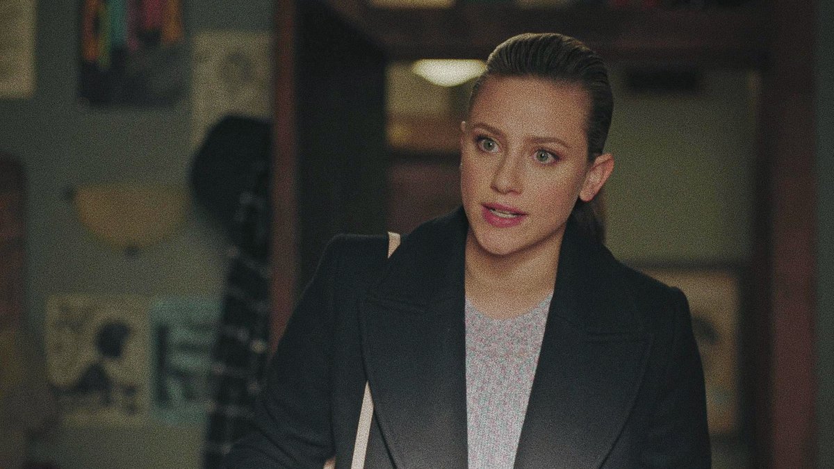 best of bughead (@bugheadcaps) on Twitter photo 