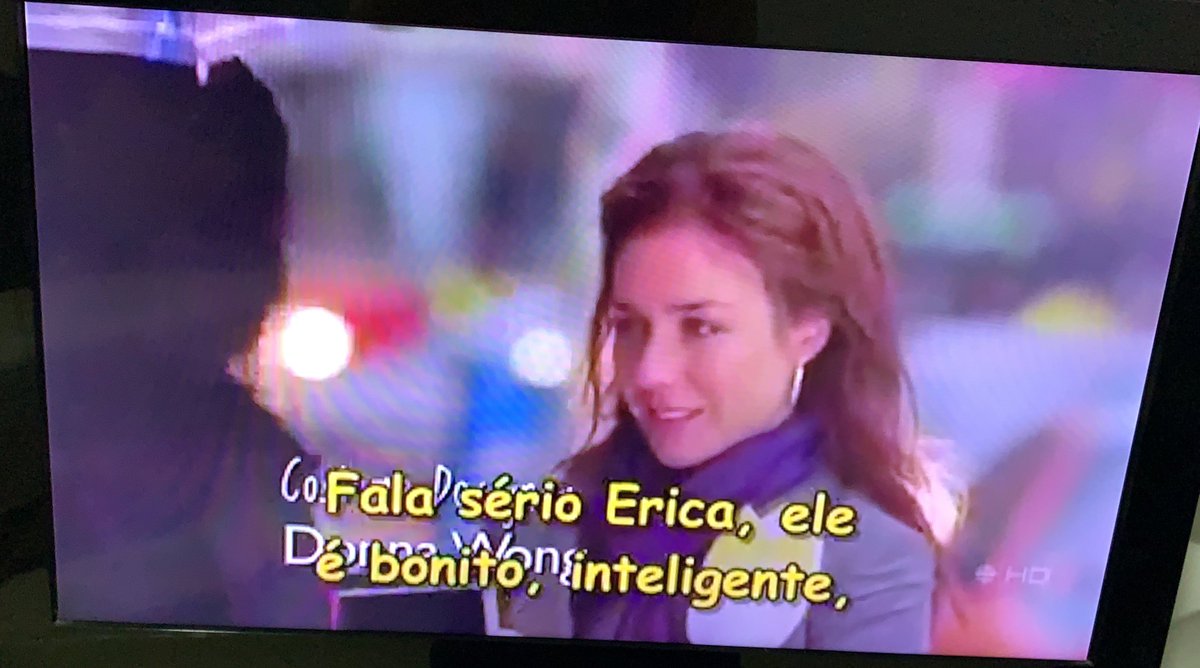 fcfrancia_br's tweet image. Blz que eu sou cega mas olha o tamanho da legenda 🗣🗣🗣🗣🗣 #BeingErica