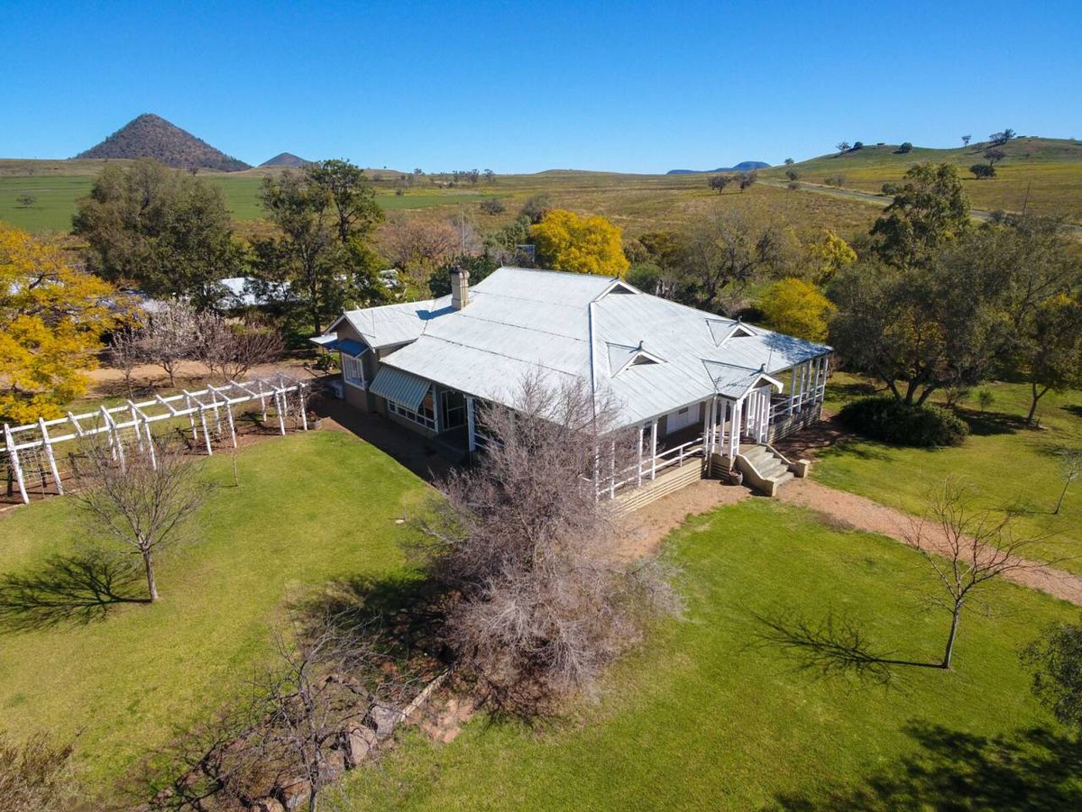 Farmbuy Com Mullaley Nsw 3928 Acres For More Details Please Visit T Co Selutml35r The Property Is A True Mixed Farming Platform Nestled On The Western Edge Of The Renowned Liverpool