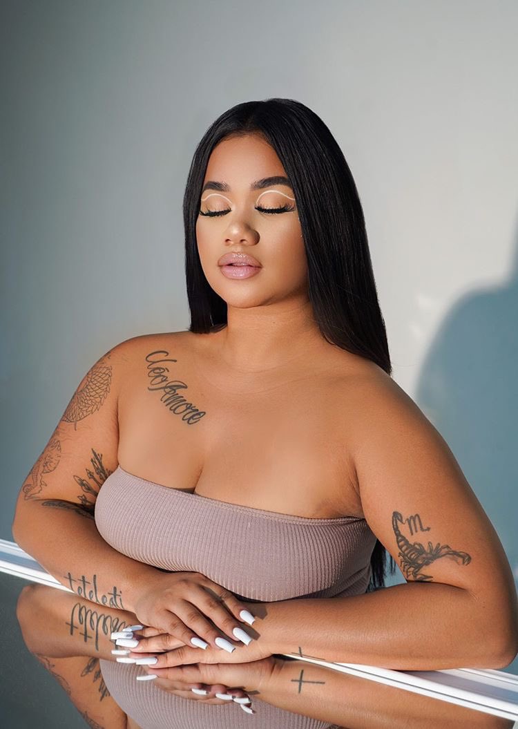 Cardashlash's tweet photo. Wearing lashes in the style “PRINCESS” CLEAR BAND✨
@faithyxomakeup killed this look on the one & only @realprincessmae 🔥🔥🔥
RESTOCKING SOON! STAY TUNED!
NEW LASH STYLES DROPPING TOMORROW✨
https://t.co/SuLSJTaVbF
#makeup #princessmae #lashlove #cardashlash #princesslashes https://t.co/PlHcRvAe2C