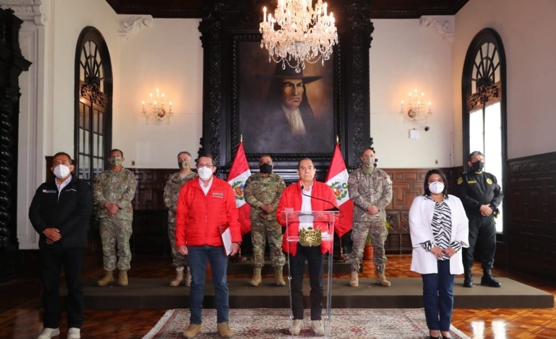 adrianatudelag's tweet image. Qué lindo. La democracia en su máximo esplendor.