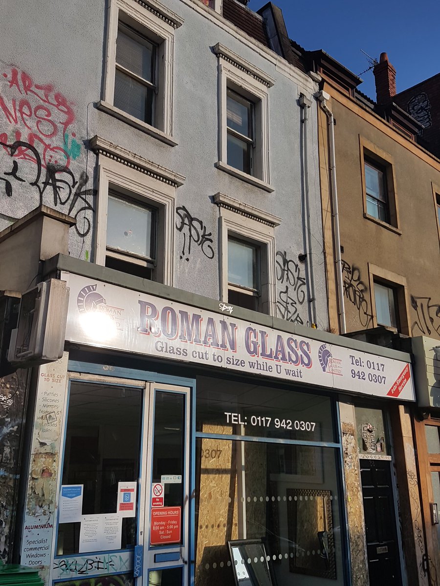 valentinemoon's tweet photo. Dropped the boy off in Bristol today, ready for 2nd year. Bars, clubs, noise and graffiti everywhere. Feeling old and very jealous! https://t.co/acx1pgY5Ae