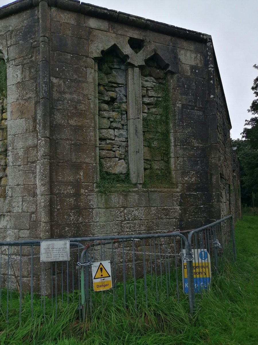 GemmellMrs's tweet photo. #monumentmonitor #castlesemple Thoroughly enjoyed our family walk round about castle semple today. Happy to help support the maintenance of Collegiate Church @HistEnvScot https://t.co/HGuxY0twB3