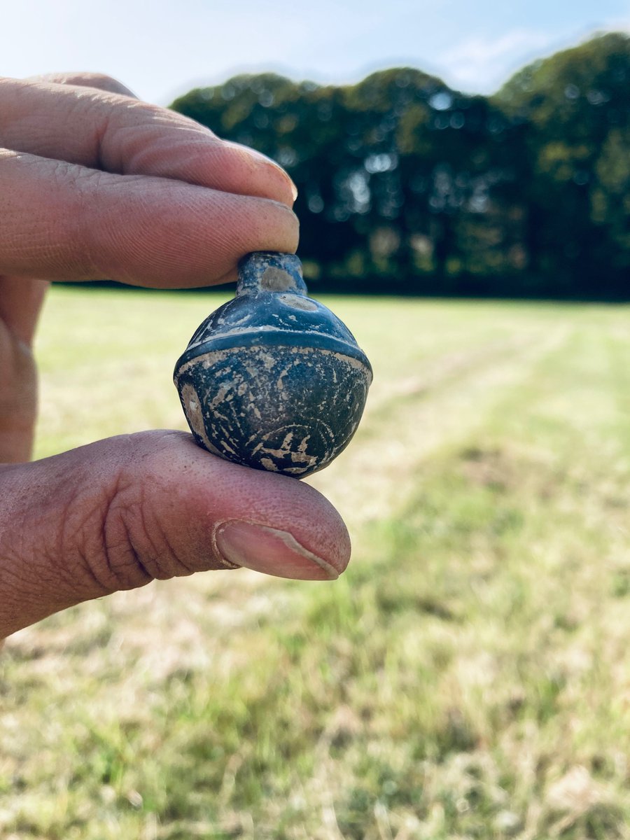 foundbysound's tweet image. A few of my finds from today. WW2 17th/21st Lancers cap badge, a 16/17th century crotal bell and a silver hammered Eddy penny 1279-1344