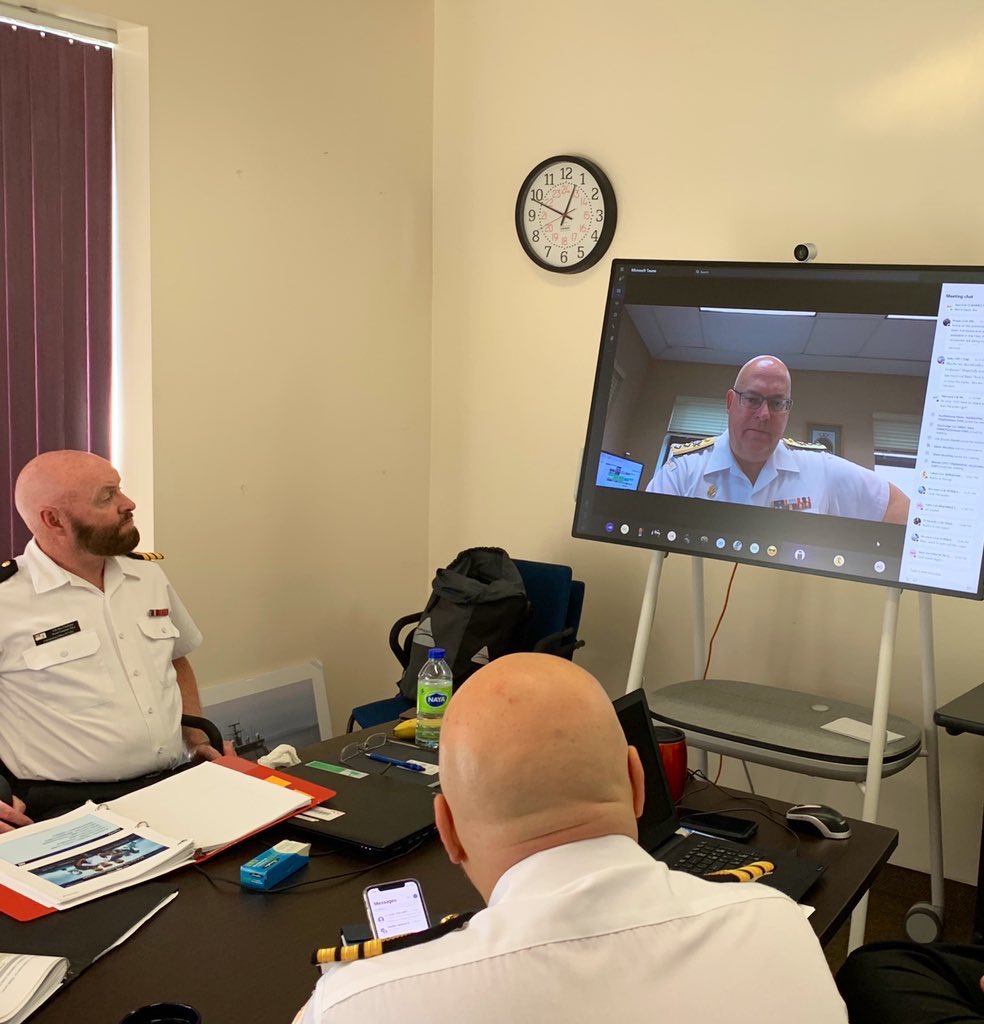 Comd_NAVRES's tweet photo. Entrainement des équipes de commandements #RESNAV.
Merci au Cmdt FMAR(P) pour avoir fourni les perspectives du commandement supérieur et répondu aux questions de nos équipes de commandement et le personnel régional. https://t.co/pTqXhXLY6t