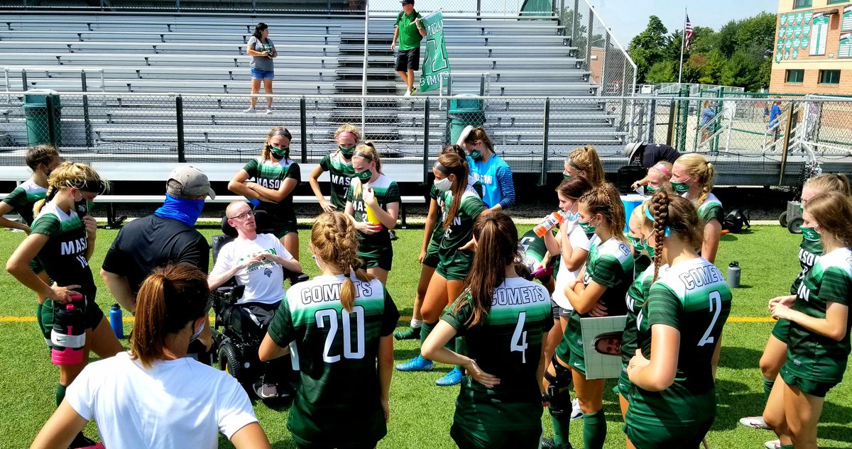 bradleyct99's tweet photo. Congratulations Mason! ⚽️⚽️ to 1 win over Lebanon. Shout out to the Seniors.💚💚 A special day for you. You are all awesome! ✌😁✌ @Mason_W_Soccer @MHSComets https://t.co/M6LICZanRN