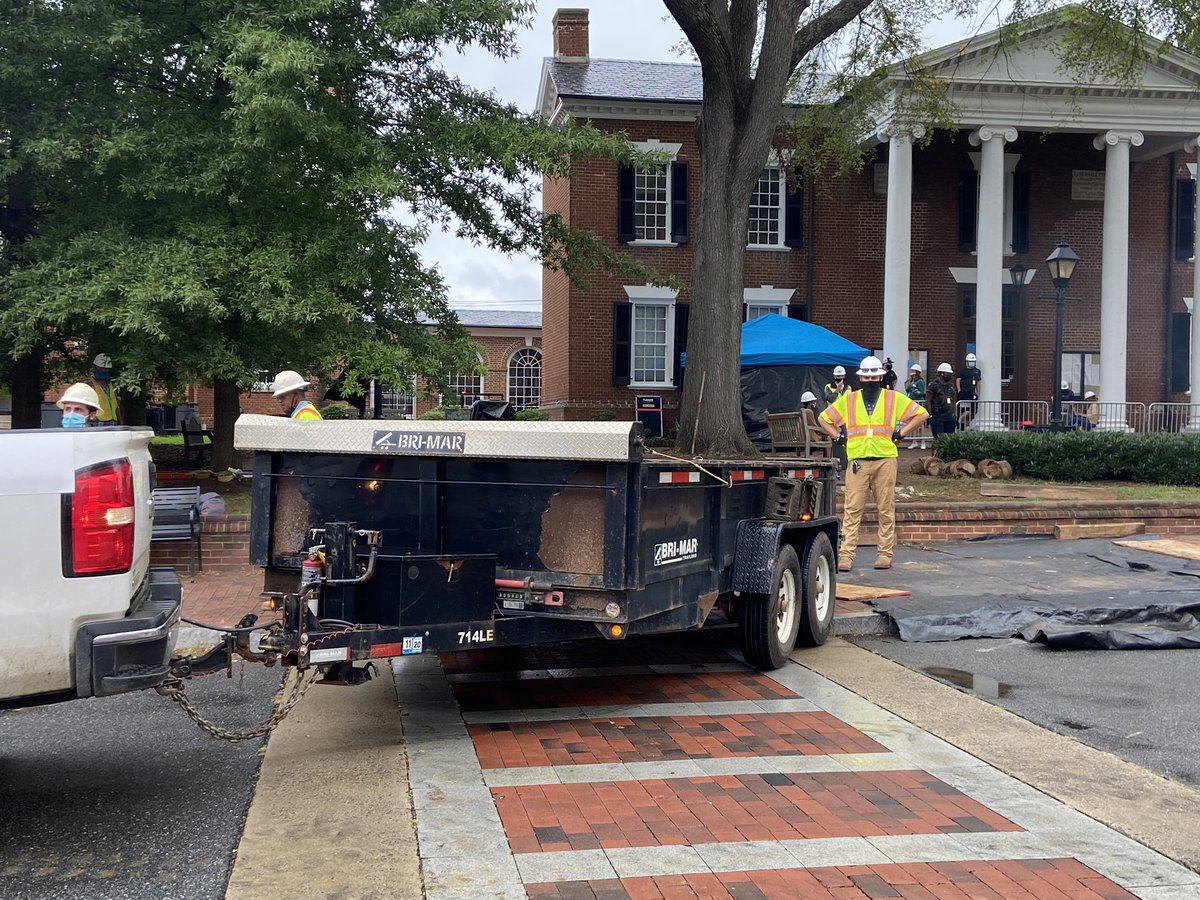 oooh i think they’re gonna smash it up!!